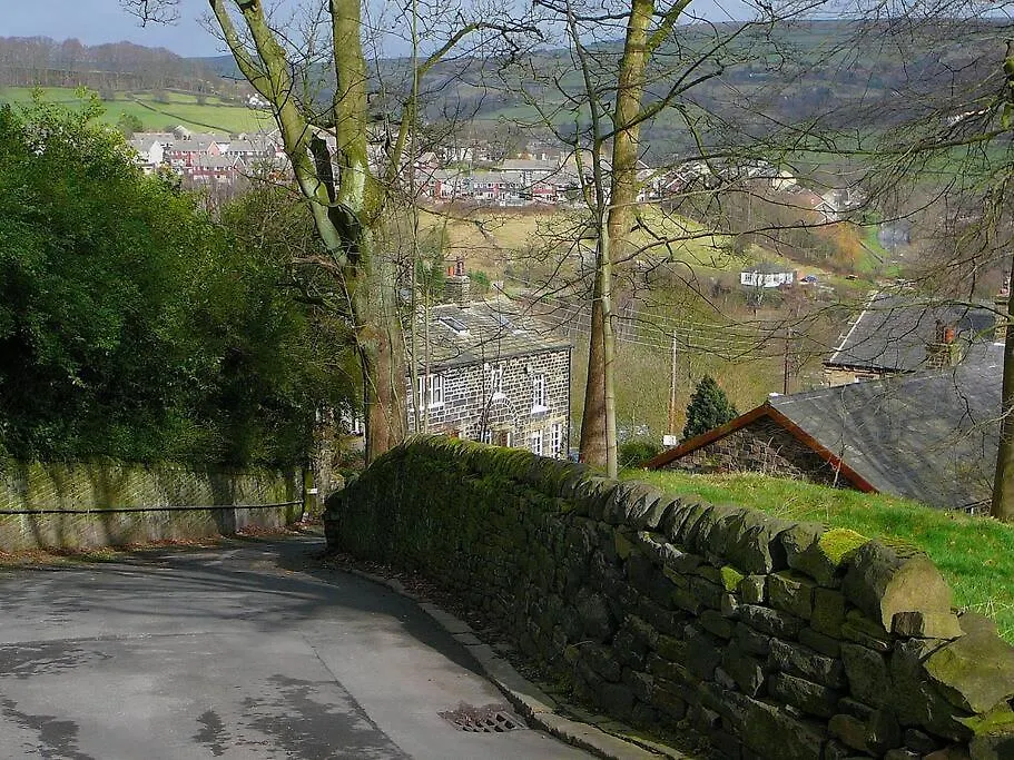 Holiday home Apple Cottage: 19Th Century Charm In Calder Valley Luddendenfoot
