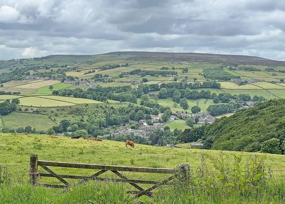 Apple Cottage: 19Th Century Charm In Calder Valley Luddendenfoot
