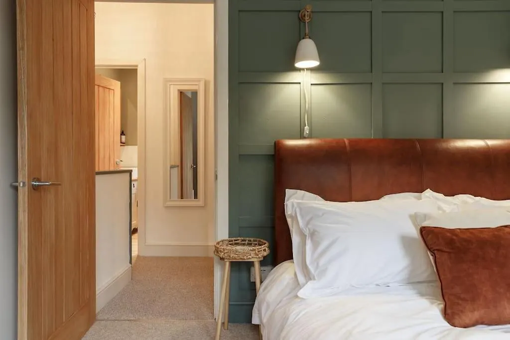 Apple Cottage: 19Th Century Charm In Calder Valley Luddendenfoot 0*,